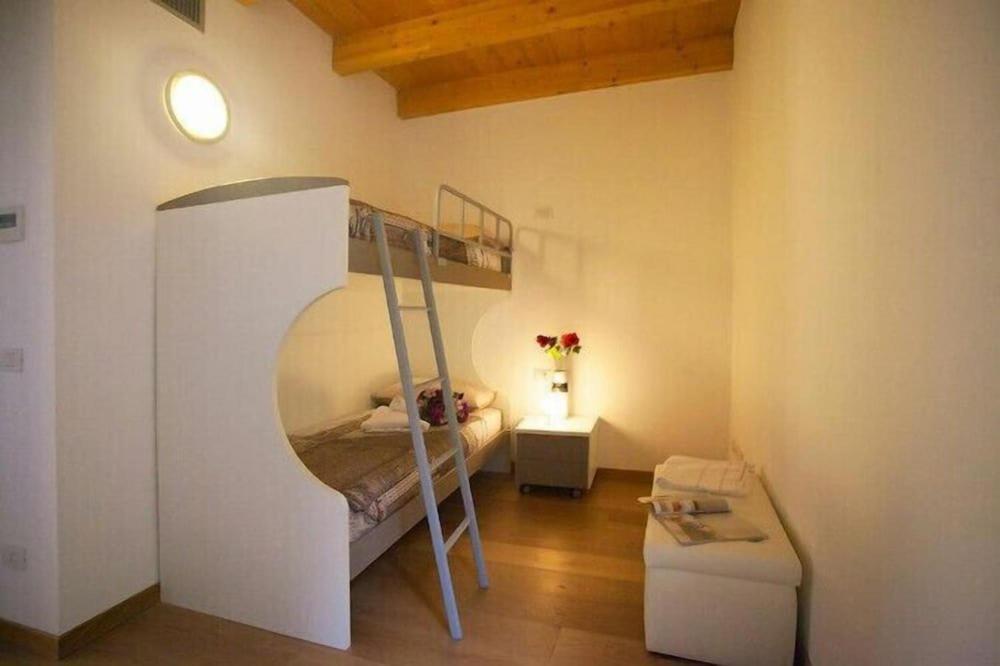 Paradiso Del Lago Orchidea 1 Bellano Exterior photo